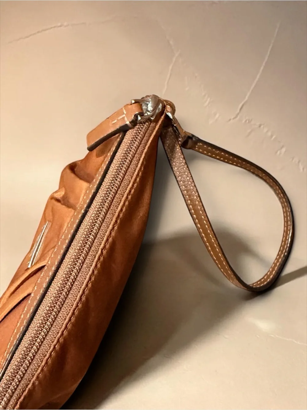 TUMI Nylon Wristlet Pouch Cosmetic Bag Travel Organizer Brown Leather Trim